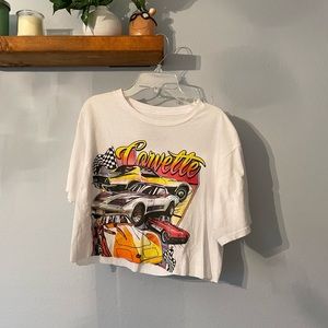 Cropped graphic tee